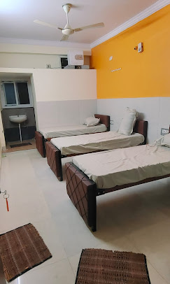 Luxury PG room in Adugodi Bangalore at NS Comfort