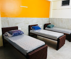 Luxury PG triple sharing room in Adugodi Bangalore at NS Comfort